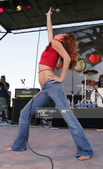 Juliette Lewis (I)