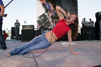 Juliette Lewis (I)