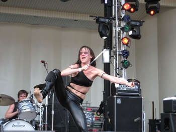 Juliette Lewis (I)