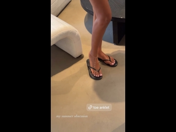  alt="Ava Dash"