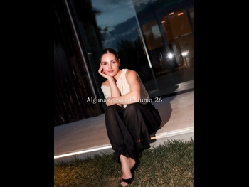  alt="Andrea Duro"