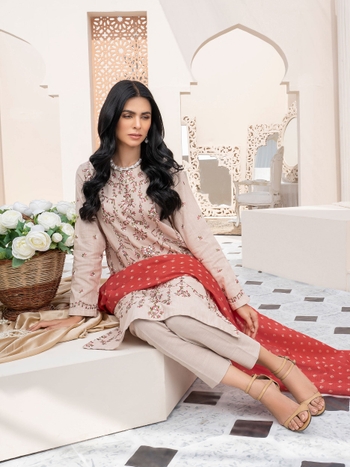 Giti Ara