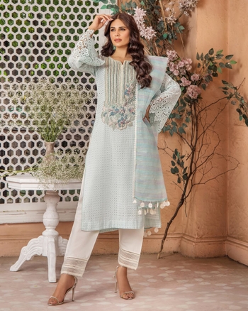 Giti Ara
