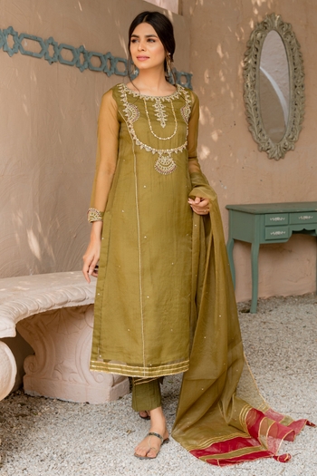 Giti Ara