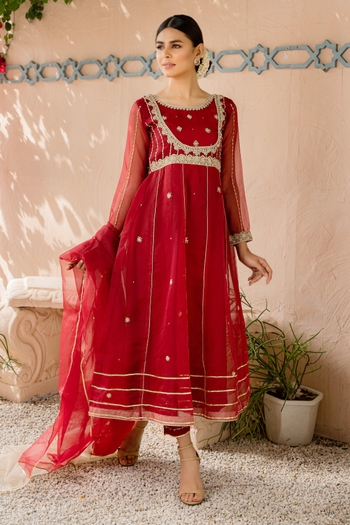 Giti Ara
