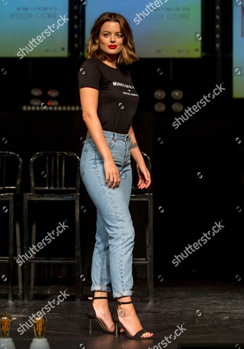 Adriana Torrebejano