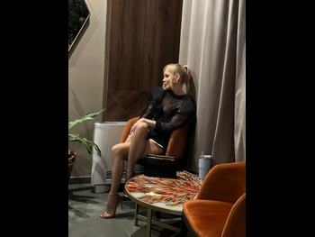  alt="Jelena Rozga"