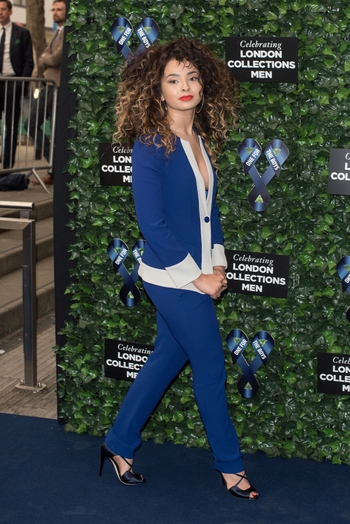 Ella Eyre