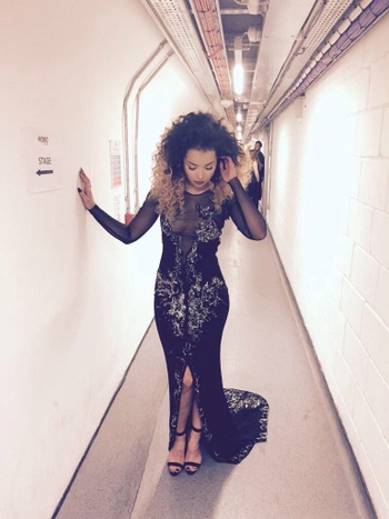 Ella Eyre