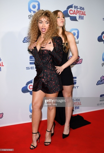 Ella Eyre