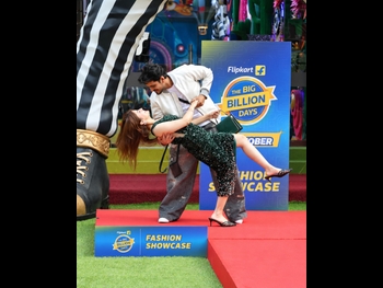  alt="Arishfa Khan"