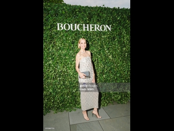  alt="Leslie Bibb"