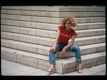  alt="Jennifer Jason Leigh"