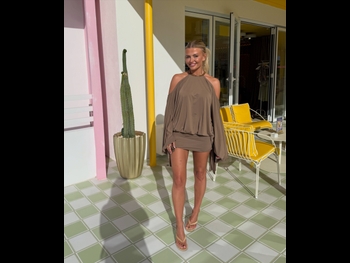  alt="Lucy Fallon"