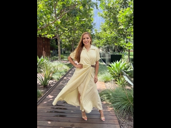  alt="Elva Saray"