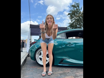  alt="Natalie Roush"