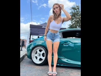  alt="Natalie Roush"
