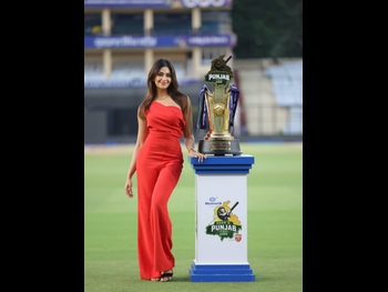  alt="Yesha Sagar"