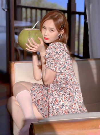 Yitong Li