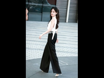  alt="Yitong Li"