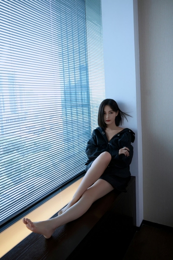 Yitong Li