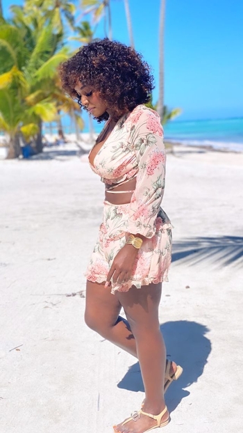 Amara La Negra