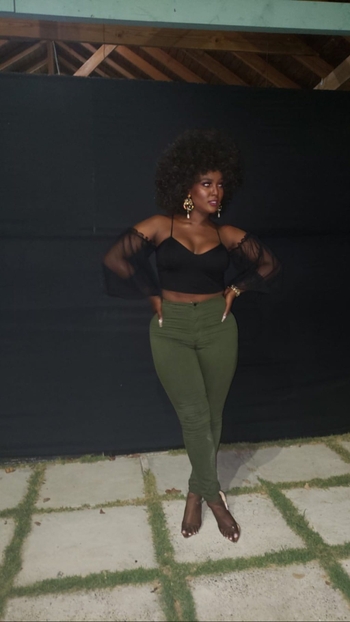 Amara La Negra