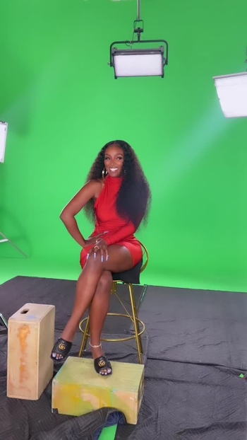 Amara La Negra