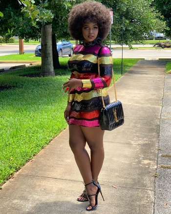 Amara La Negra