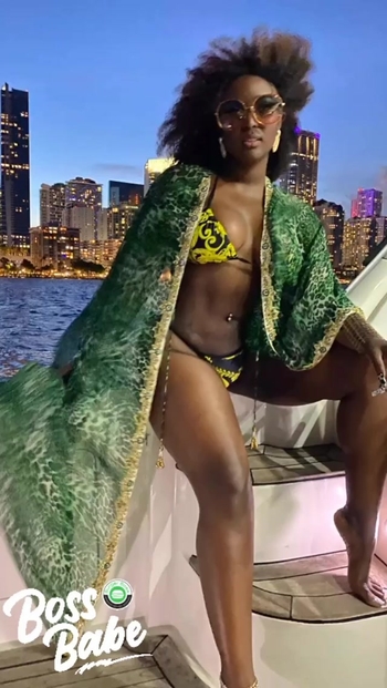 Amara La Negra