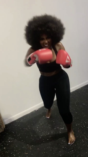 Amara La Negra