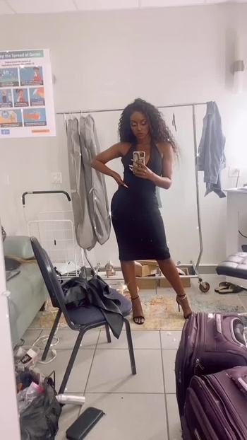 Amara La Negra