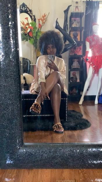 Amara La Negra