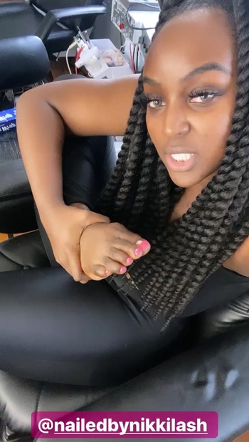 Amara La Negra