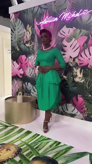 Amara La Negra