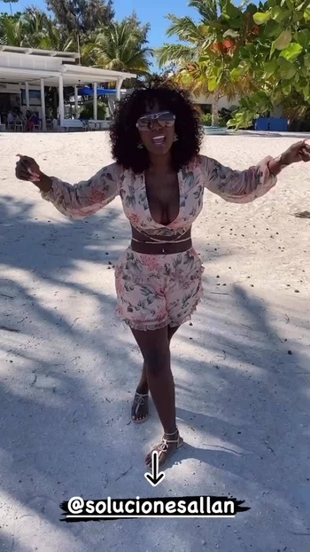 Amara La Negra