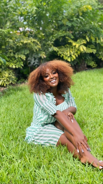 Amara La Negra