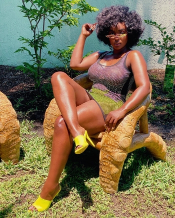 Amara La Negra