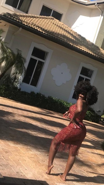 Amara La Negra