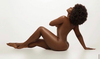 Amara La Negra