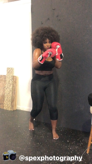 Amara La Negra