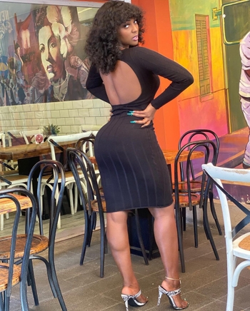 Amara La Negra