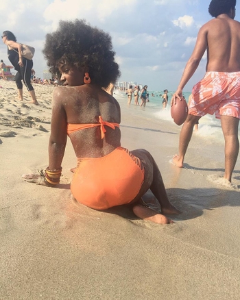 Amara La Negra