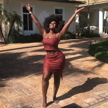 Amara La Negra