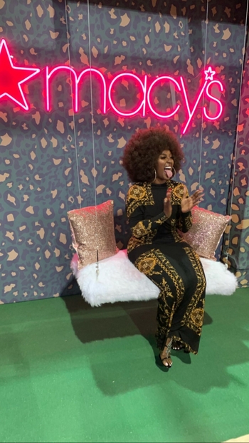 Amara La Negra