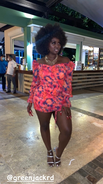 Amara La Negra