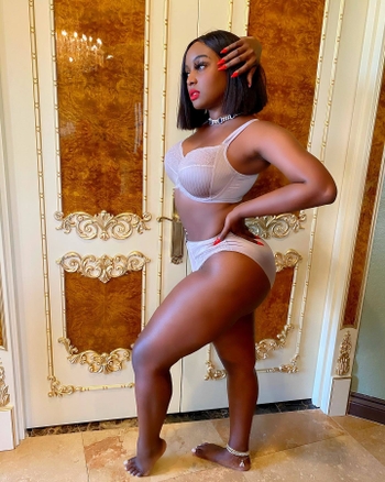 Amara La Negra