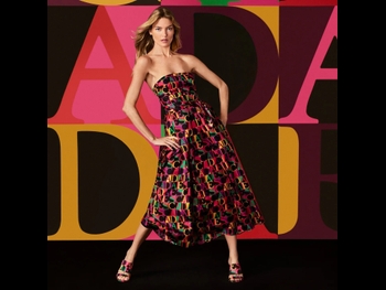  alt="Martha Hunt"