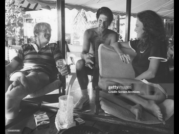  alt="Jacqueline Bisset"