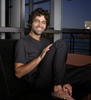 Adrian Grenier